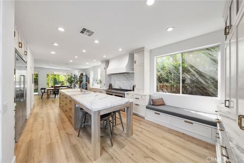 26589 Evergreen Avenue Murrieta CA 92563