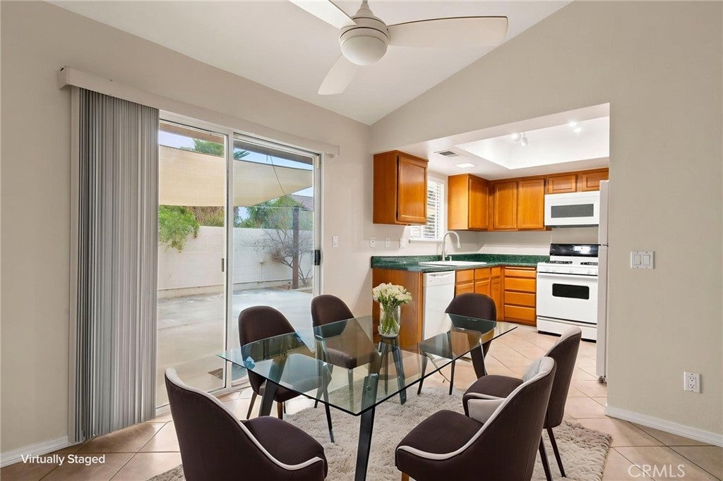 1093 Merced Way