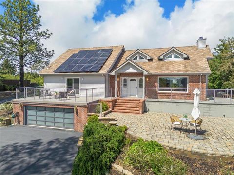 Photo of 17074 Bohlman Road, Saratoga, CA 95070 (MLS # ML82038620)