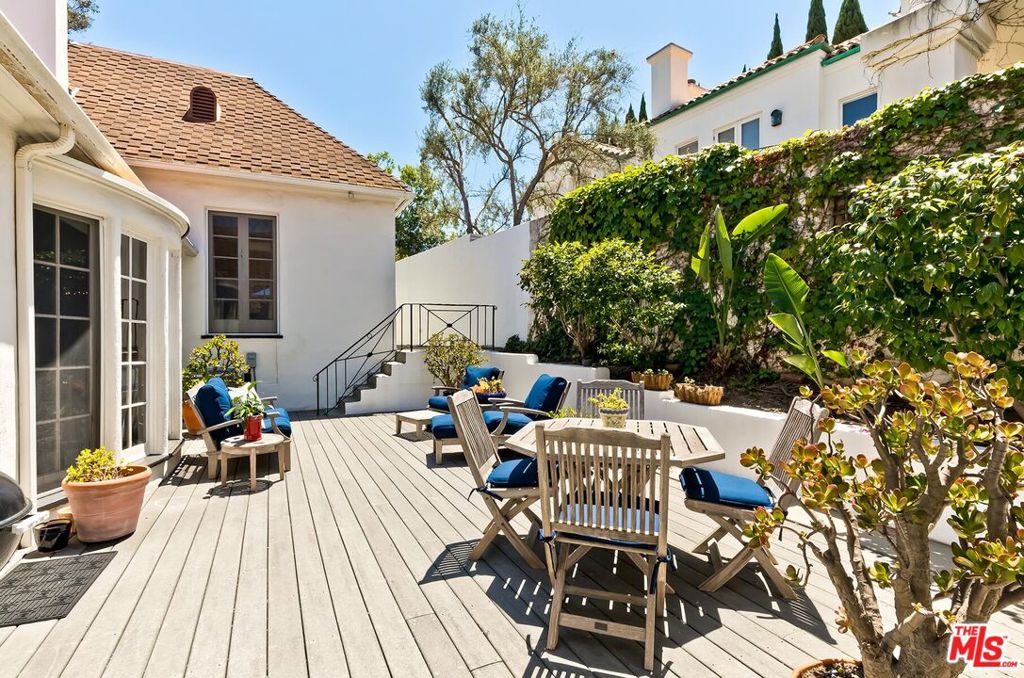 10614 Le Conte Avenue