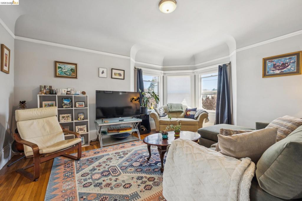 5401 Genoa