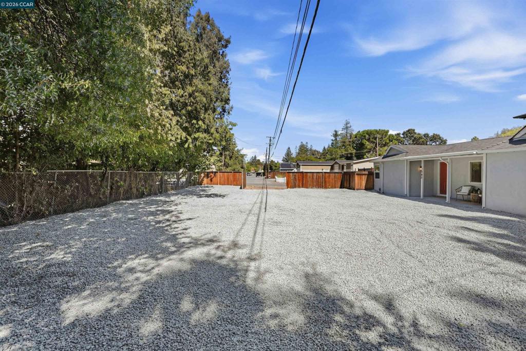 1340 Janet Ln