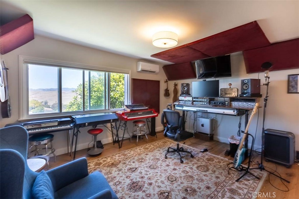 Morro Heights (810) - Residential