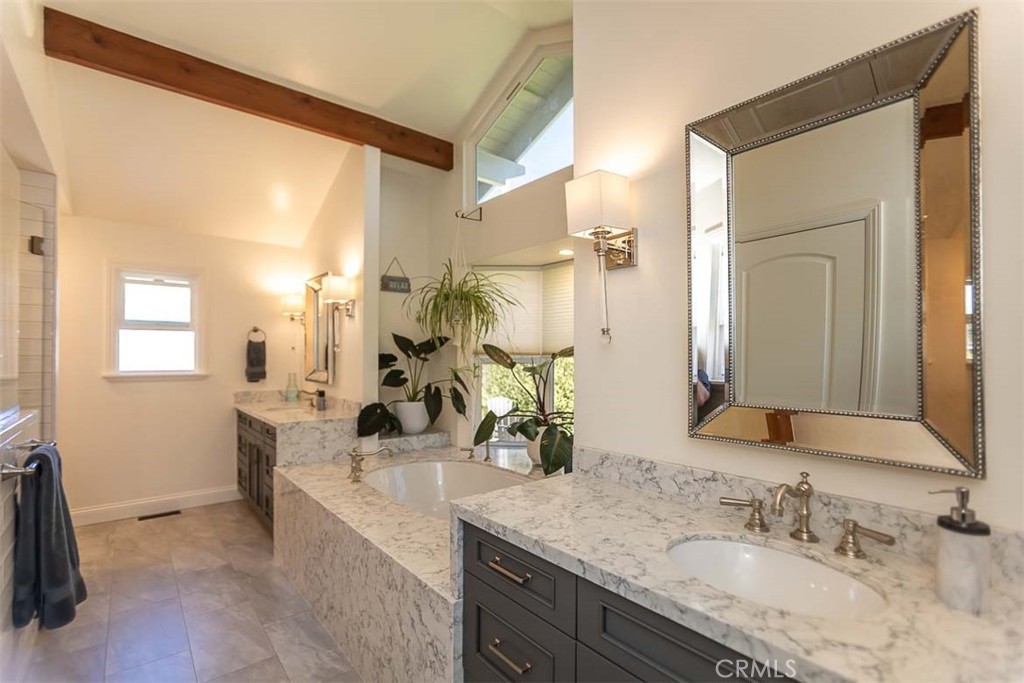 Morro Heights (810) - Residential