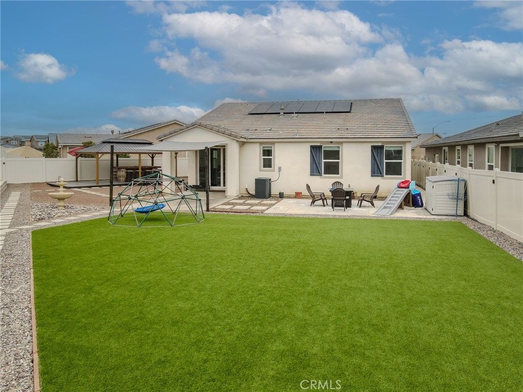 Photo of 30546 Rodriquez Loop Loop, Menifee, CA 92584 (MLS # DW25219099)