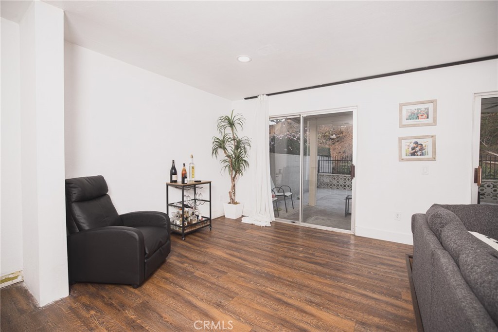 5760 Falling Leaf Lane