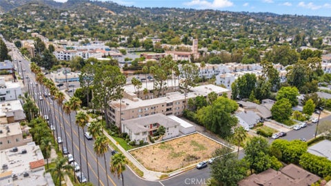 Photo of 13300 Valleyheart Drive N, Sherman Oaks, CA 91423 (MLS # SR26213094)