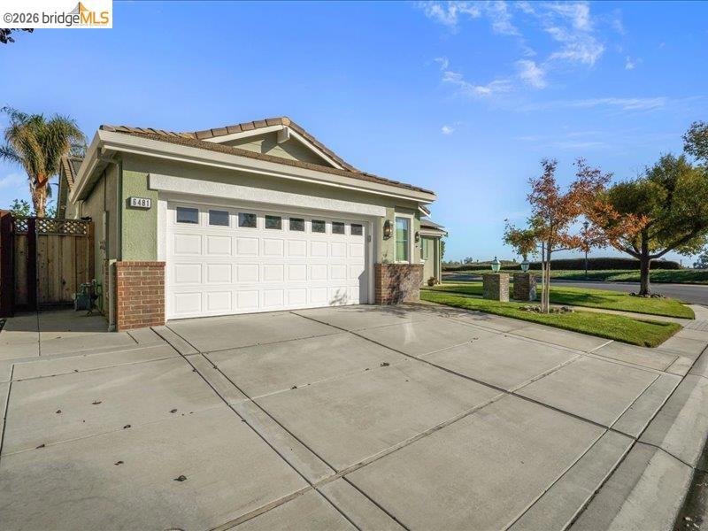 6481 Green Castle Cir