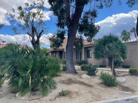 Photo of 44459 Baden Court, Palm Desert, CA 92260 (MLS # 219146782DA)