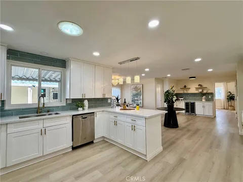 MLS: TR26077305