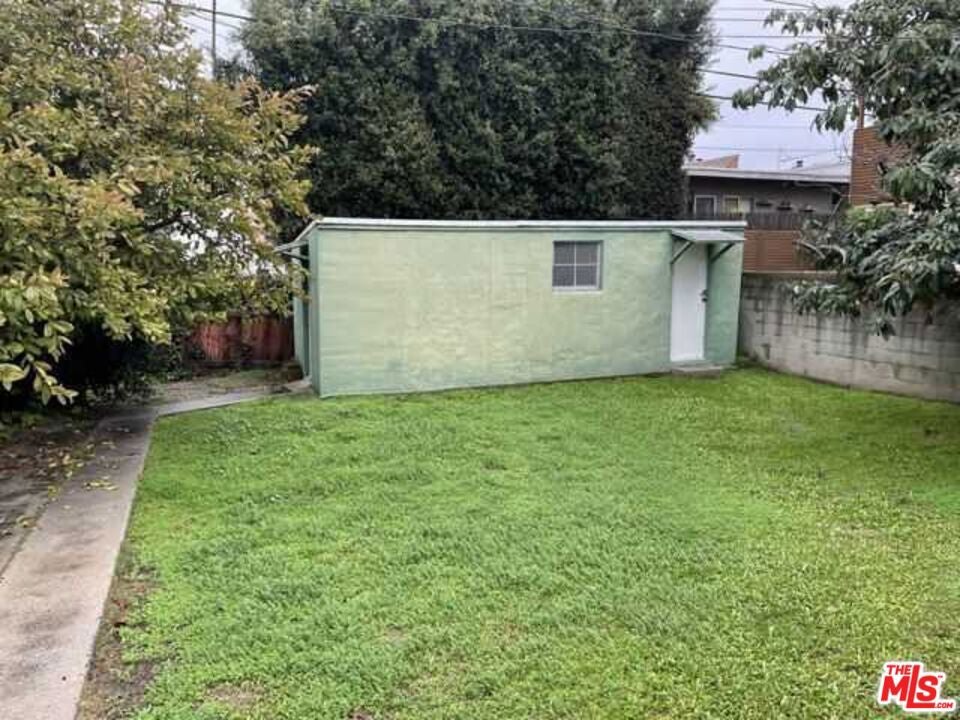 3608 Greenfield Avenue, Los Angeles CA 90034