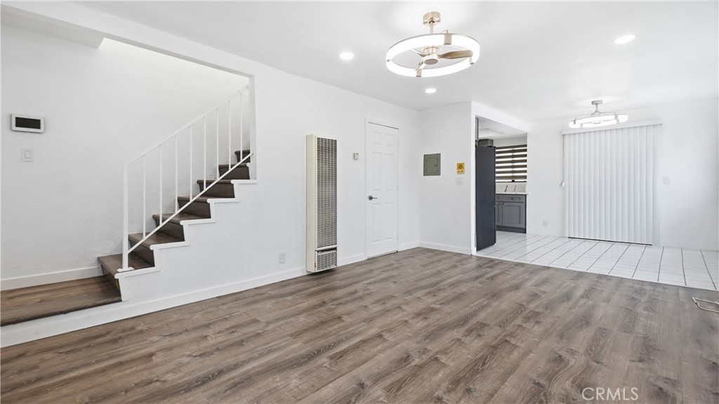 16313 Prairie 3