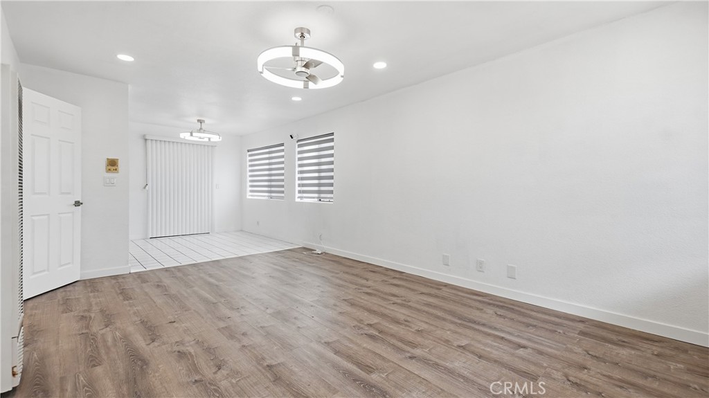 16313 Prairie 3