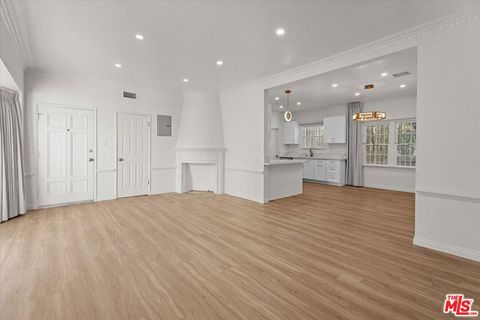 Photo of 9687 W Olympic Boulevard, Beverly Hills, CA 90212 (MLS # 25626219)