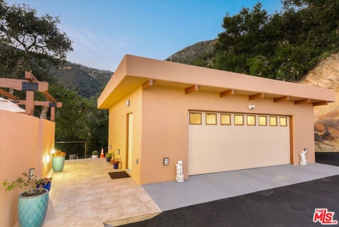 Tiny photo for 280 W Mountain Drive, Santa Barbara, CA 93103 (MLS # 26835691)
