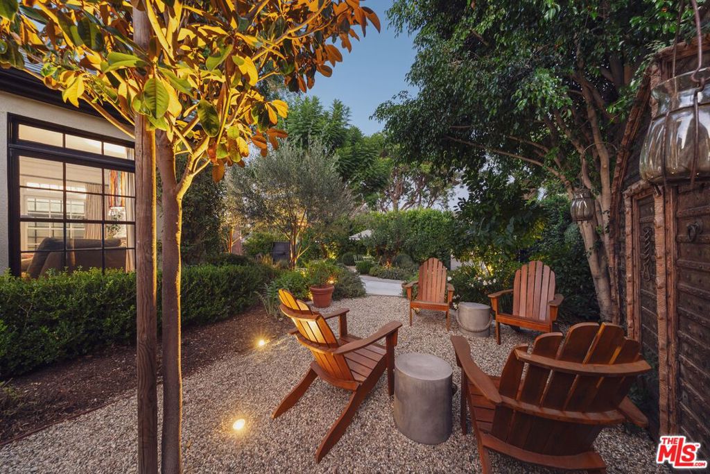 13109 Valley Vista Boulevard