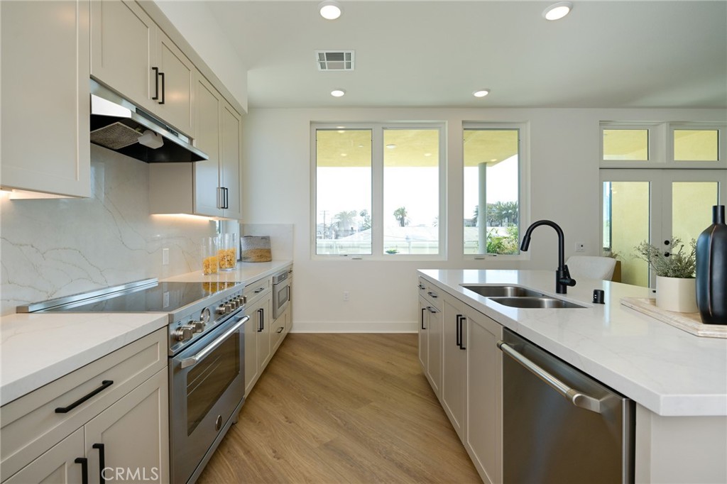 414 Main 200
