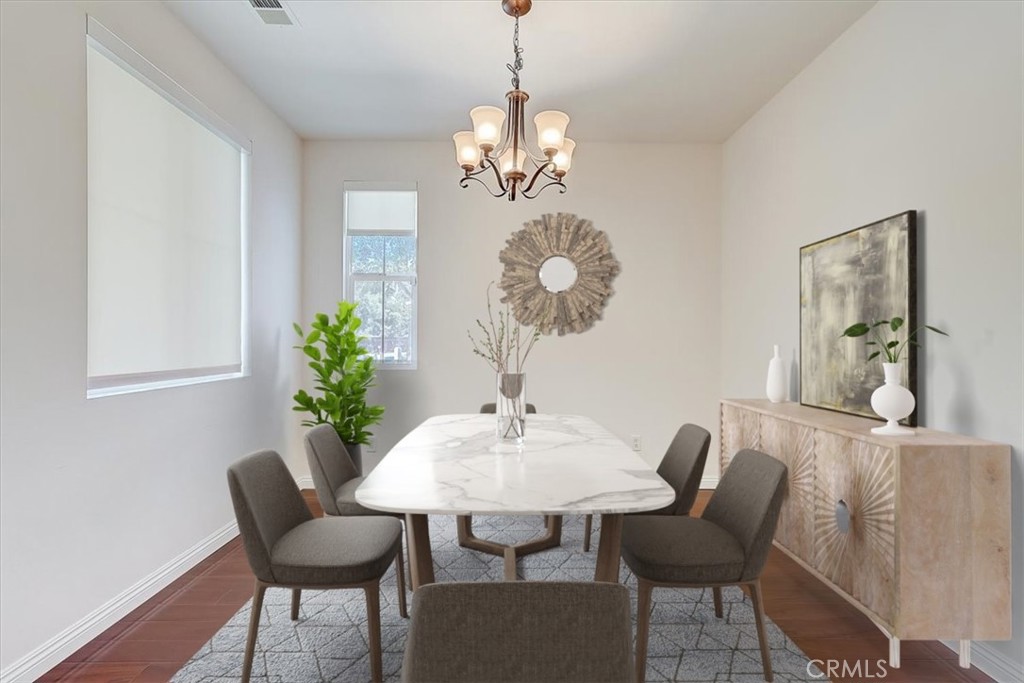 3115 N Sunrise Court