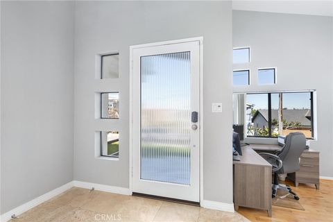 Tiny photo for 1908 Belmont Lane Ln #A, Redondo Beach, CA 90278 (MLS # SB25242251)