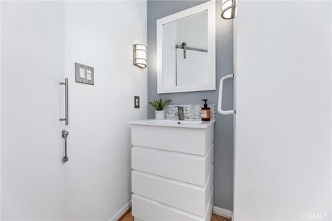 Tiny photo for 1908 Belmont Lane Ln #A, Redondo Beach, CA 90278 (MLS # SB25242251)