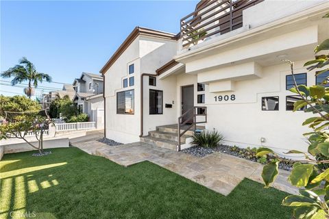 Tiny photo for 1908 Belmont Lane Ln #A, Redondo Beach, CA 90278 (MLS # SB25242251)