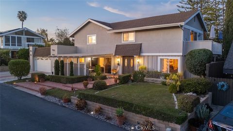 Photo of 22754 Islamare Lane Ln, Lake Forest, CA 92630 (MLS # OC26047918)