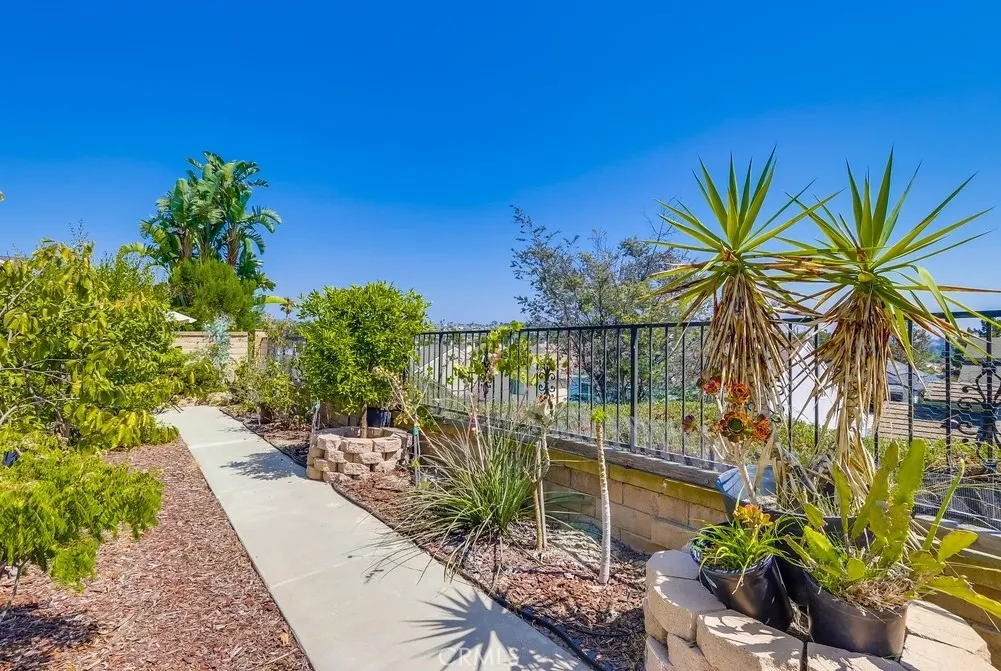 Mission Viejo, California 92692, United States, 3 Bedrooms Bedrooms, ,2 BathroomsBathrooms,Residential,Active,191212