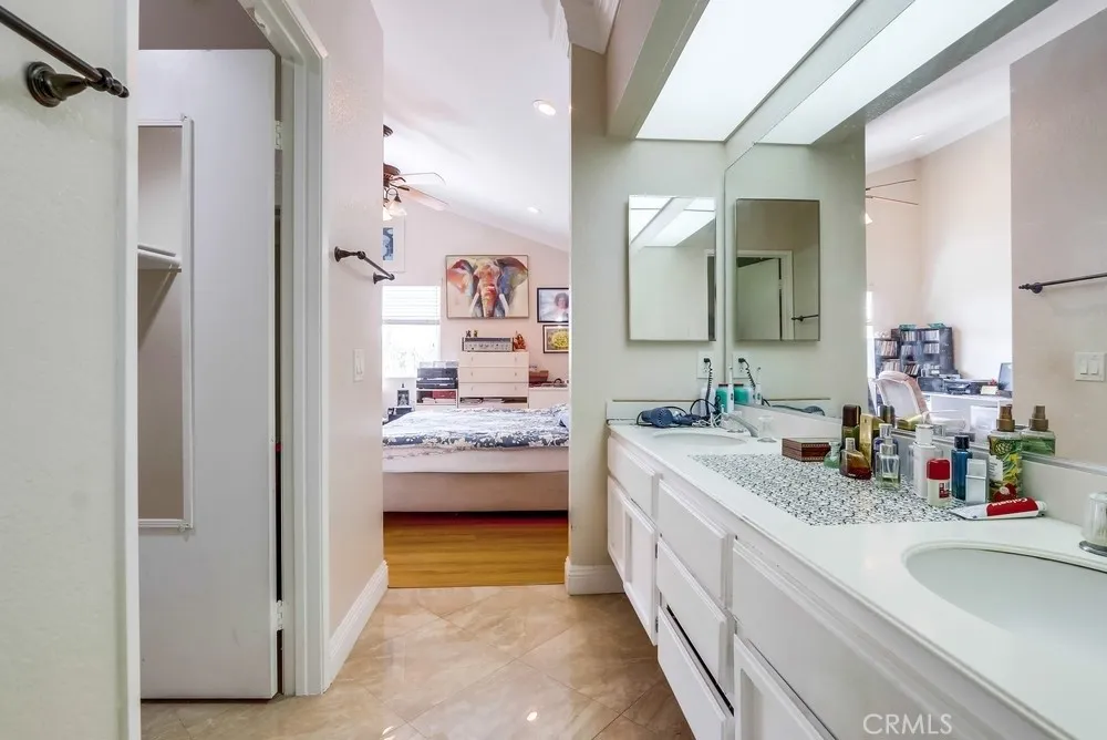 Mission Viejo, California 92692, United States, 3 Bedrooms Bedrooms, ,2 BathroomsBathrooms,Residential,Active,191212