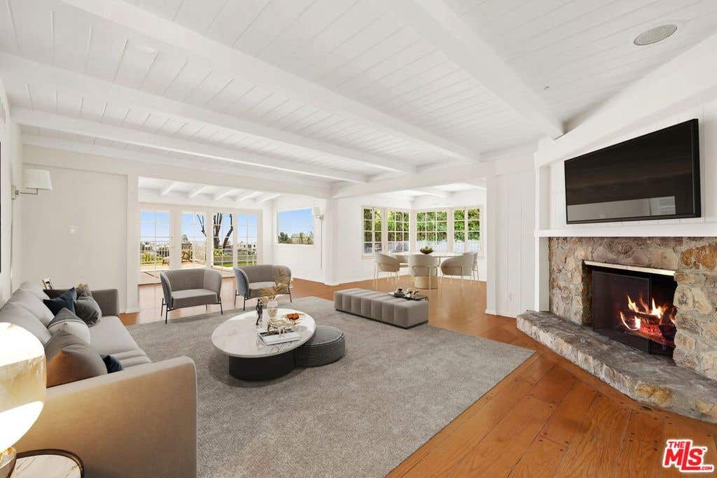 Photo of 2120 Linda Flora Drive, Los Angeles, CA 90077 (MLS # 26853303)