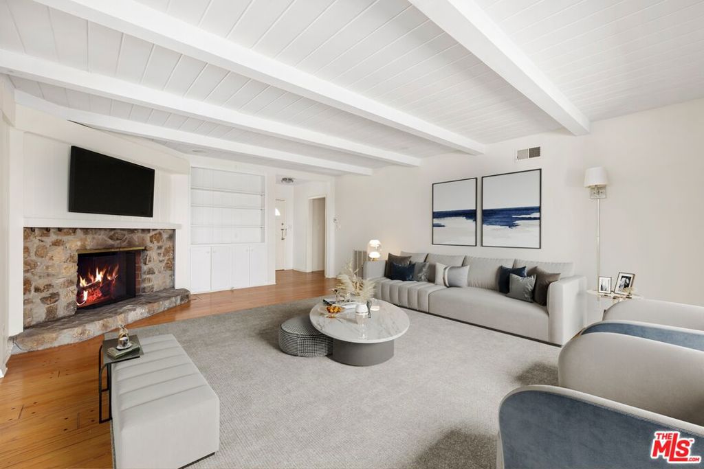 2120 Linda Flora Drive