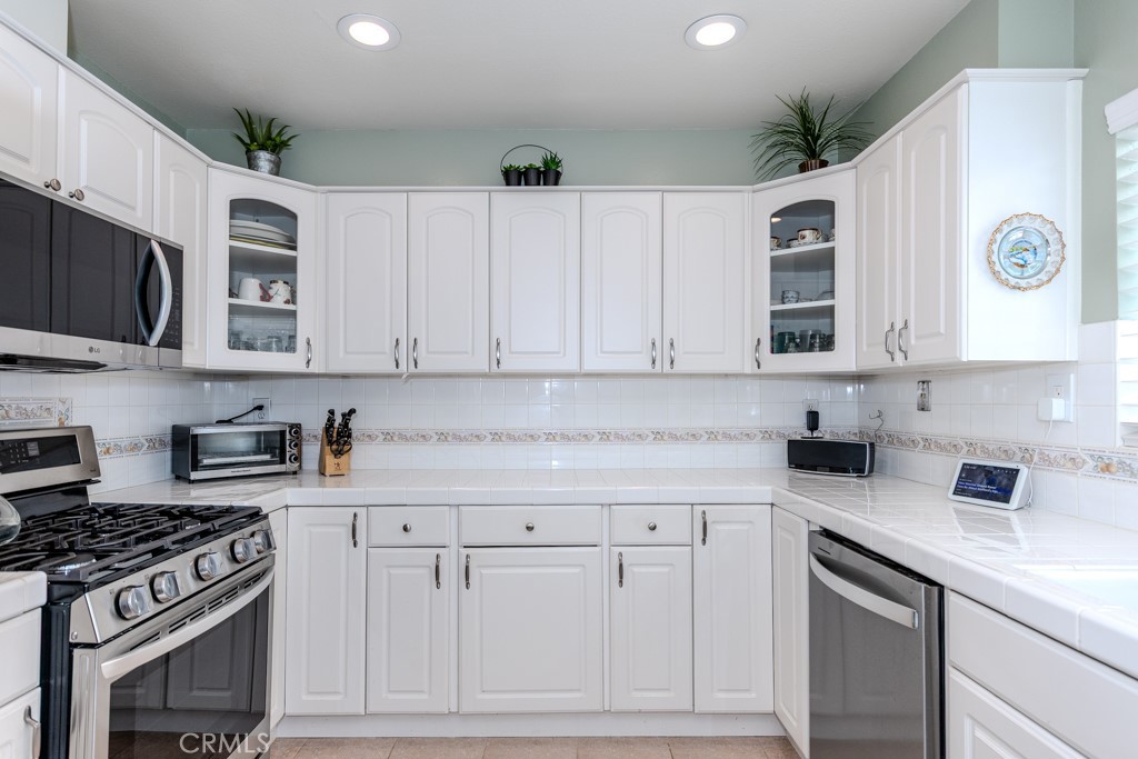 8437 E Amberwood Street
