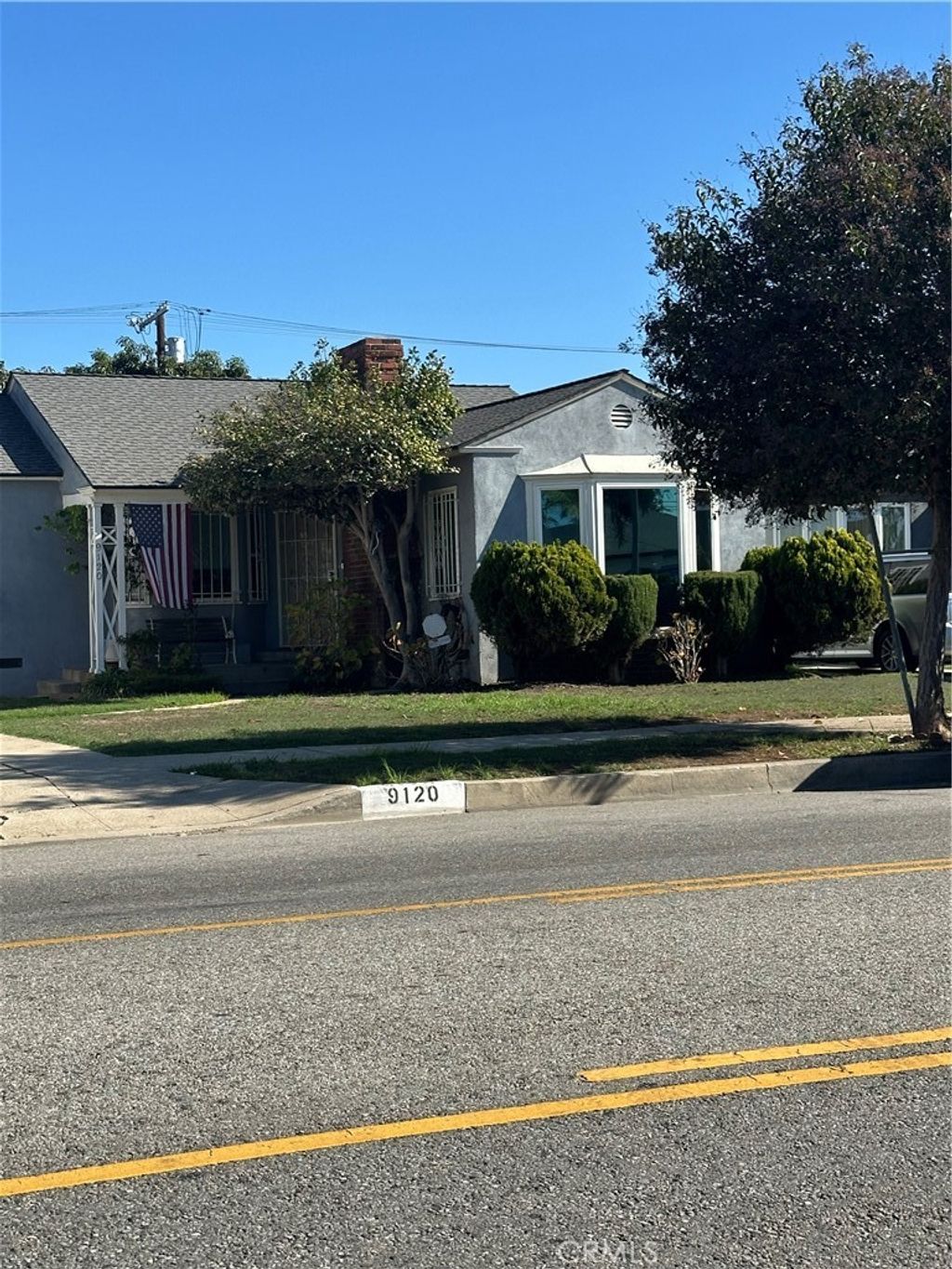 Photo of 9120 S Van Ness Ave, Los Angeles, CA 90047 (MLS # IN25257174)