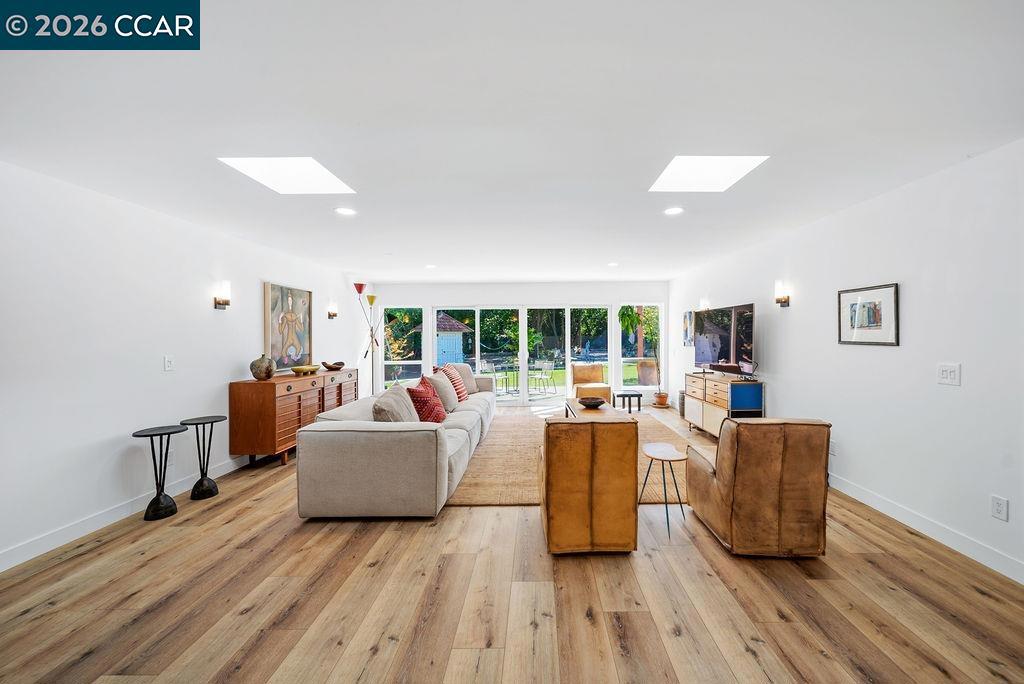 1409 Walden Rd