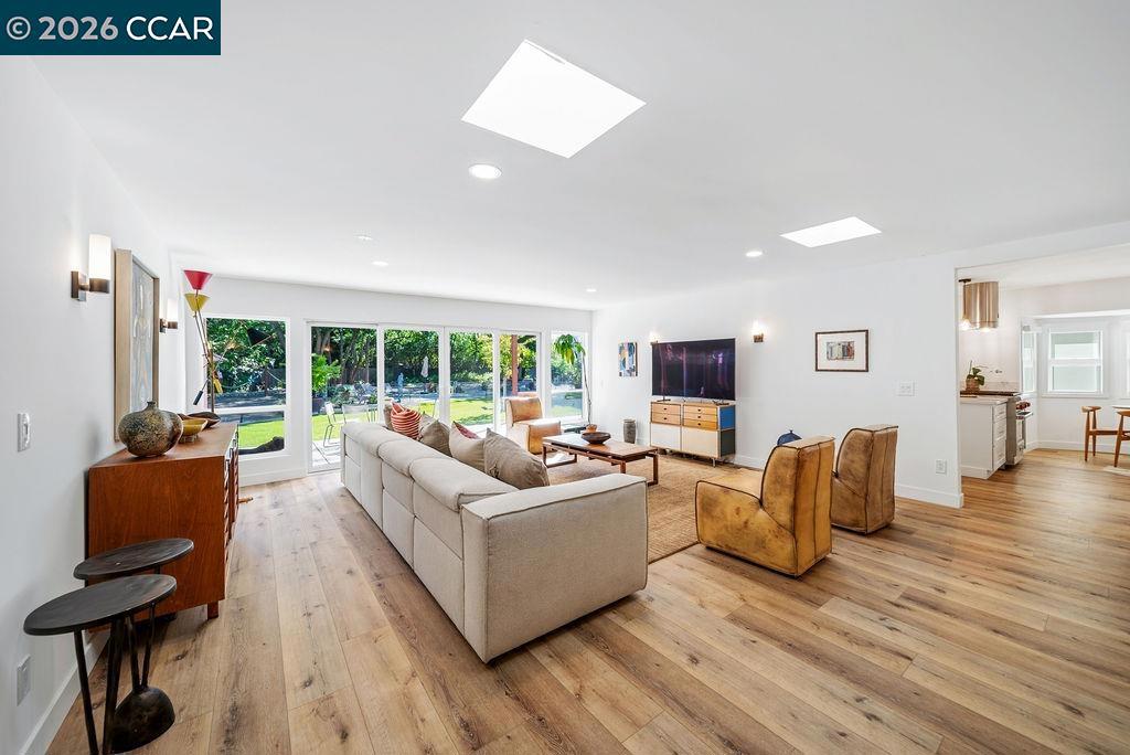 1409 Walden Rd
