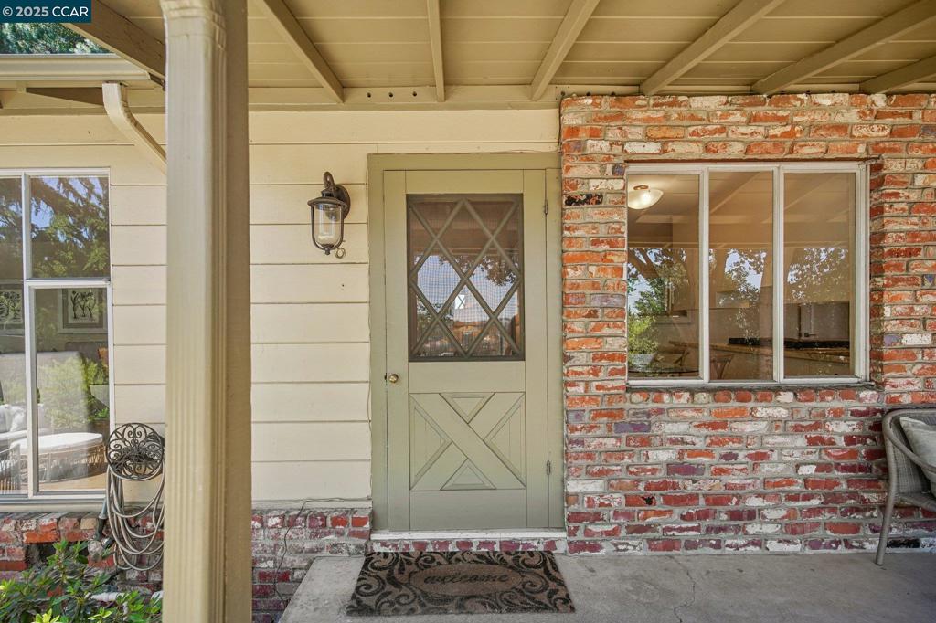 6 Lucille Way