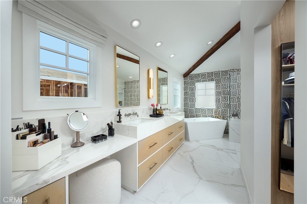 2771 Bayshore, Newport Beach CA 92663 - Photo 18