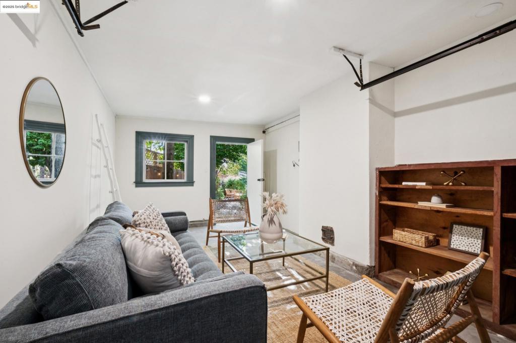 CLEVELAND HEIGHTS - Residential