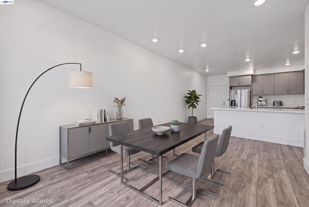 42111 Osgood Rd 414