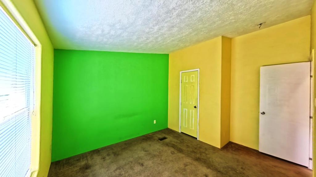 Palm Canyon Mobile C - Manufactured In Park