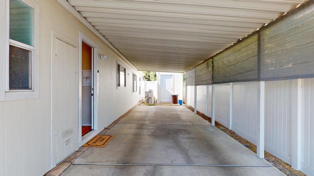 Palm Canyon Mobile C - Manufactured In Park