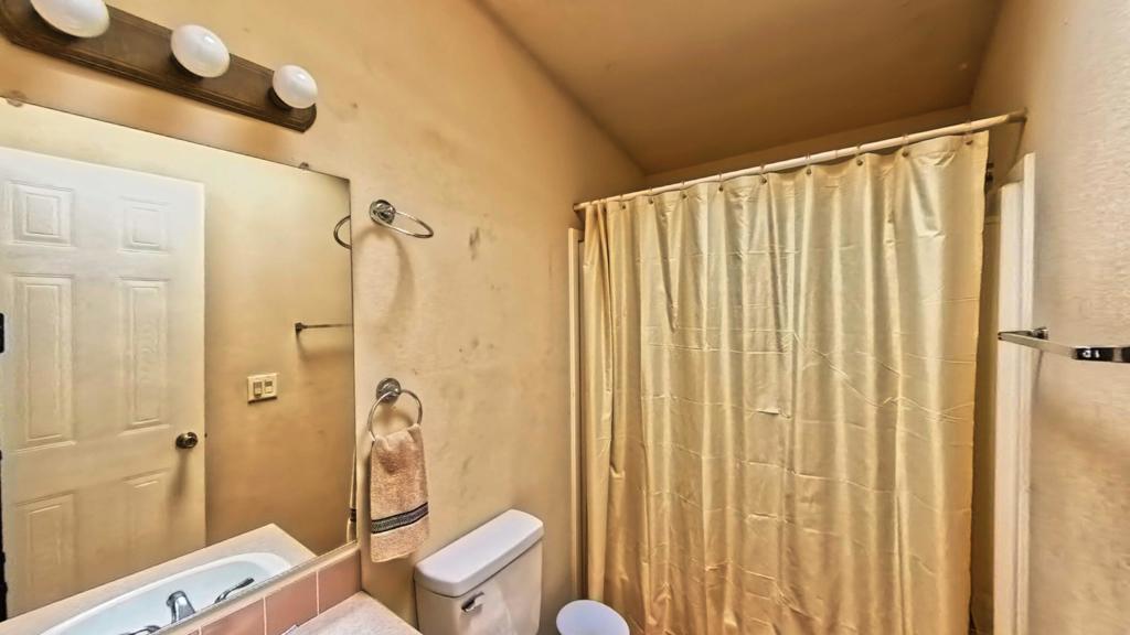 Palm Canyon Mobile C - Manufactured In Park