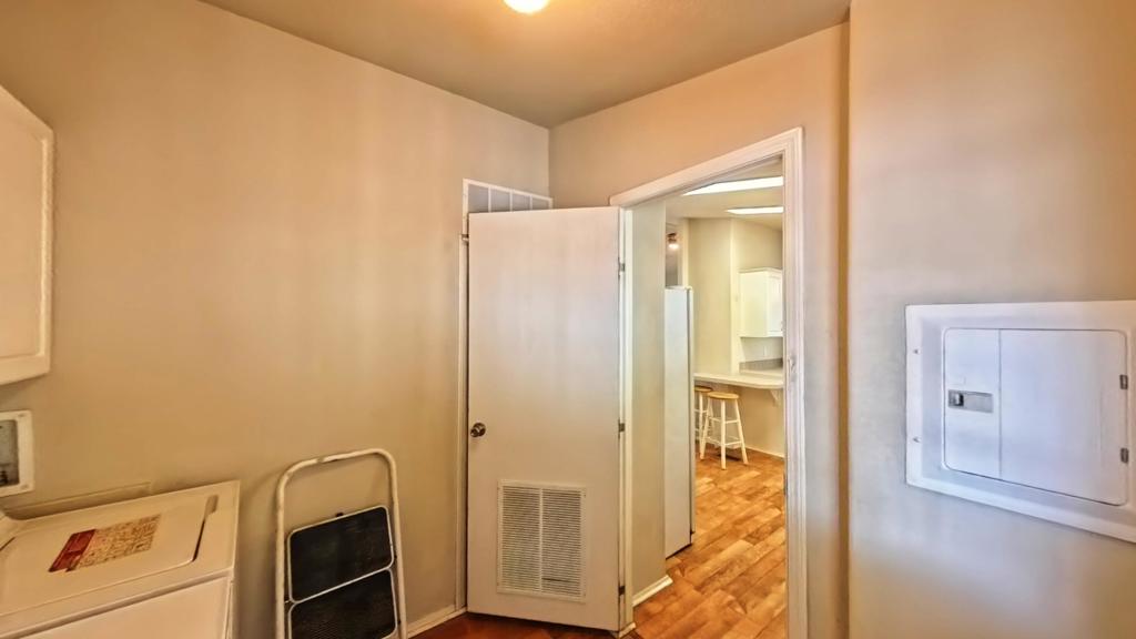 Palm Canyon Mobile C - Manufactured In Park