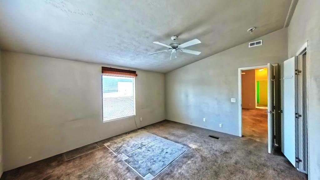 Palm Canyon Mobile C - Manufactured In Park