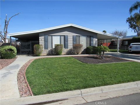 Photo of 43690 Elliot Court, Hemet, CA 92544 (MLS # SW26057029)