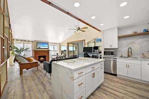 Photo of 1855 Diamond St St #5-327, San Diego, CA 92109 (MLS # 260014041SD)