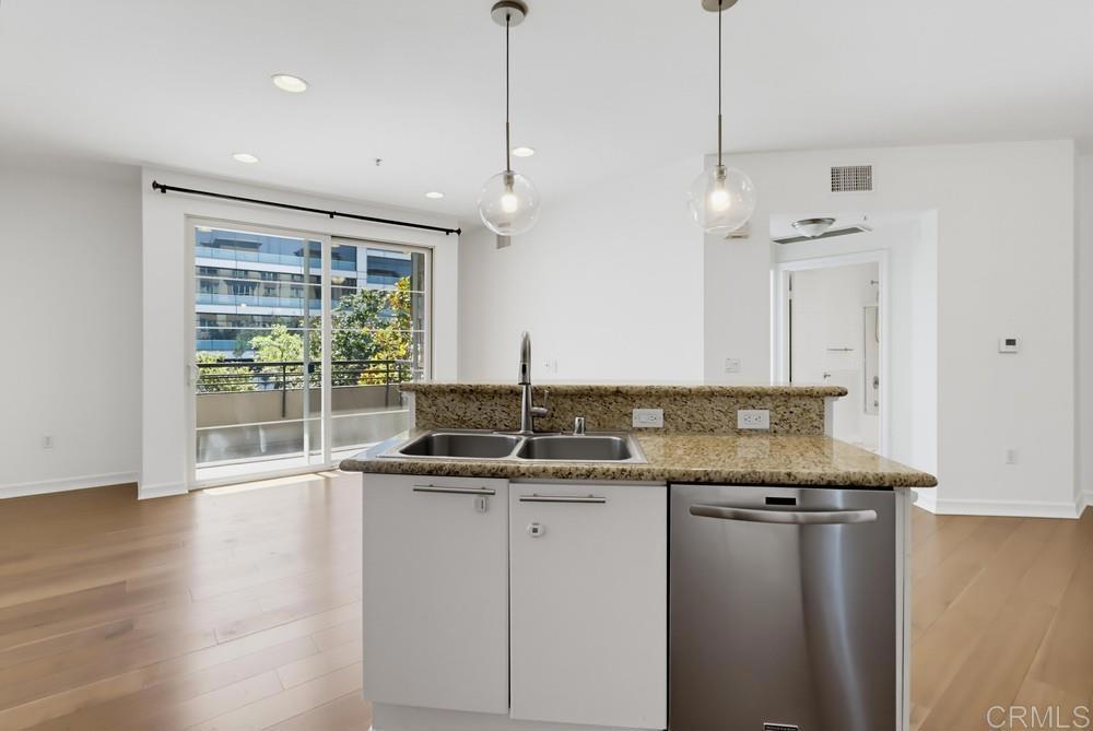 1480 Broadway 2224