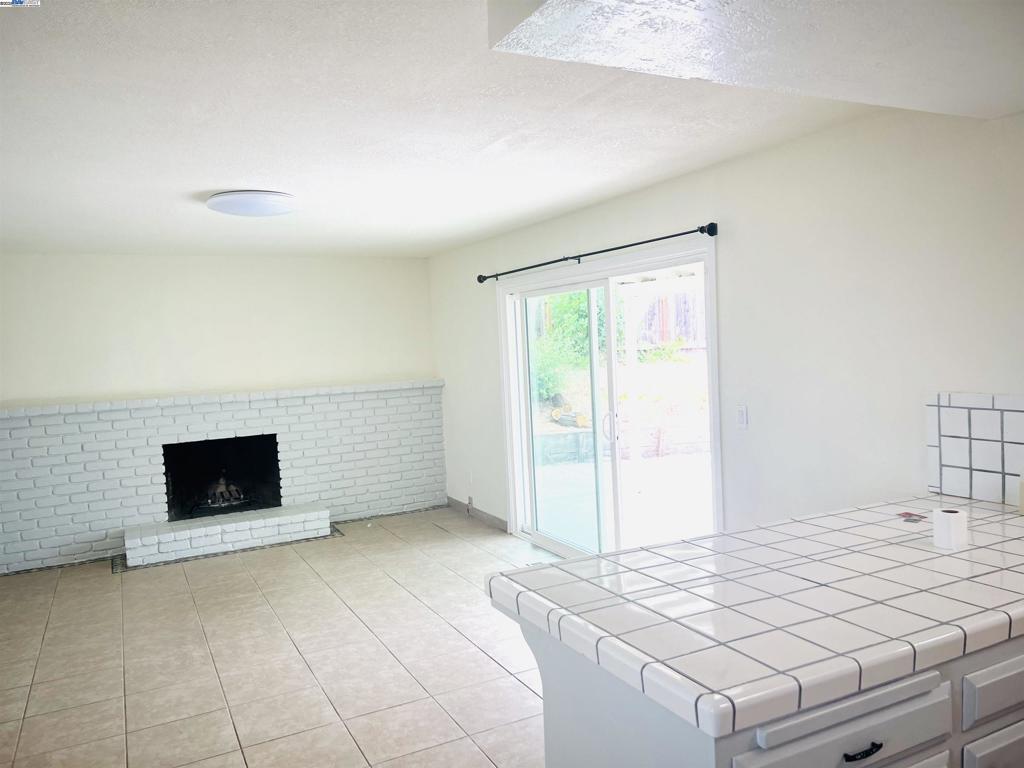PITTSBURG - Residential