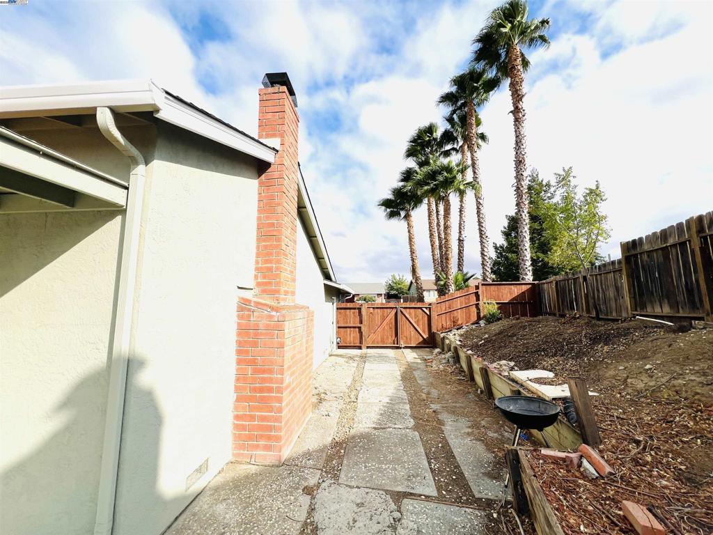 PITTSBURG - Residential