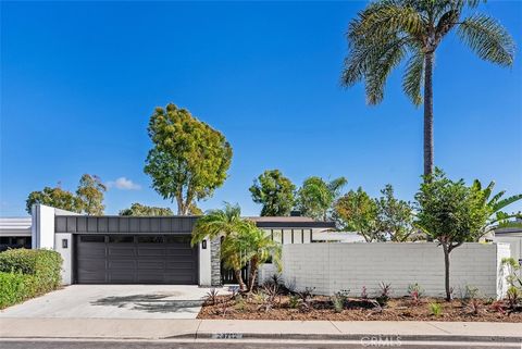 Photo of 29712 Ellendale Dr, Laguna Niguel, CA 92677 (MLS # OC25255888)