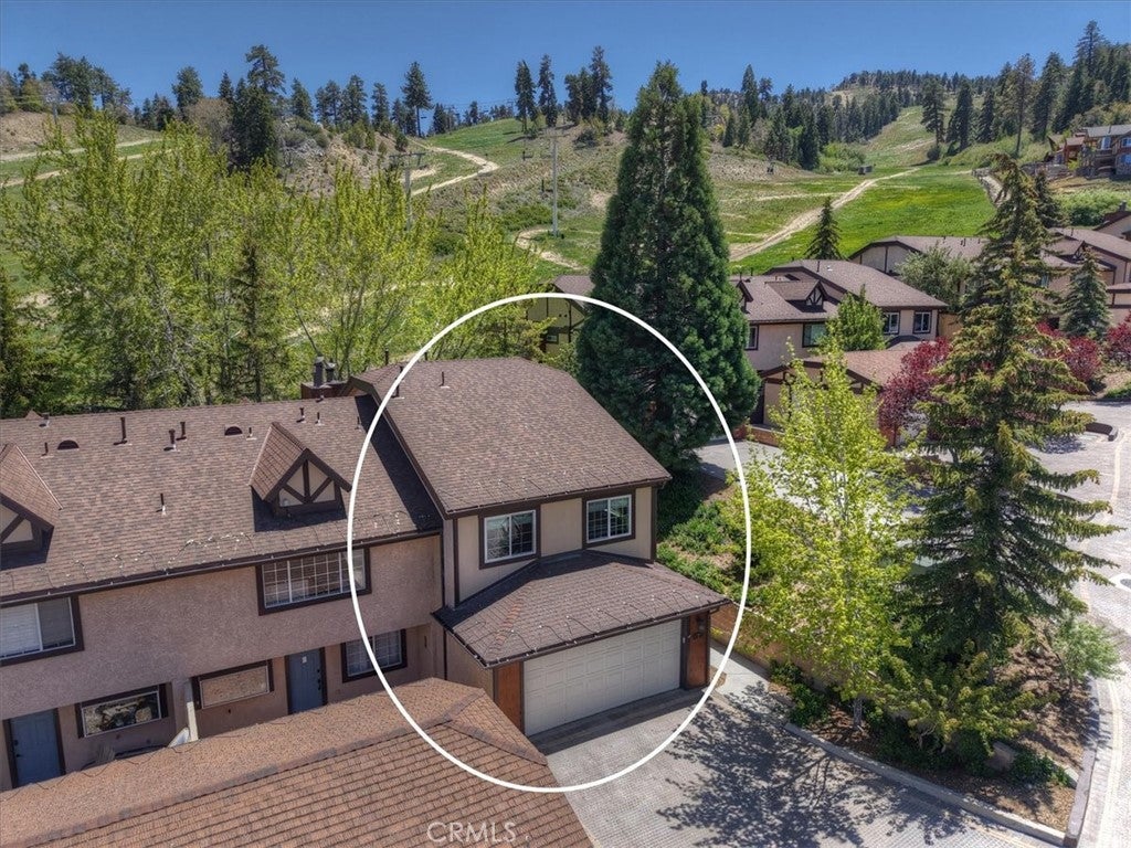 1377 Club View Drive 7
